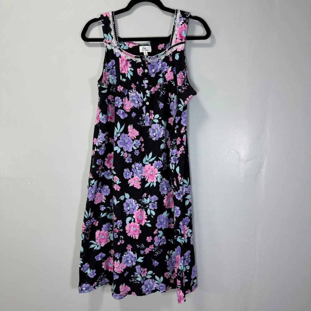 Aria Black and Pink Floral Sleeveless Cotton Nightgown Size Medium‎